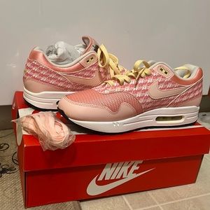 Nike Air Max 1 Pink Lemonade